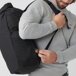 Fjällräven Fjällräven Ulvö 30 Rolltop Backpack, Zwart -Deuter Winkel fjaellraeven ulvoe 30 rolltop backpack black 10