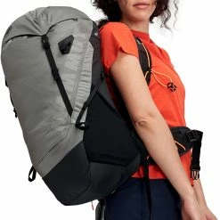 Mammut Ducan 30 Hiking Backpack Women, Blauw/zwart -Deuter Winkel mammut ducan hiking backpack 30l women granit black 4